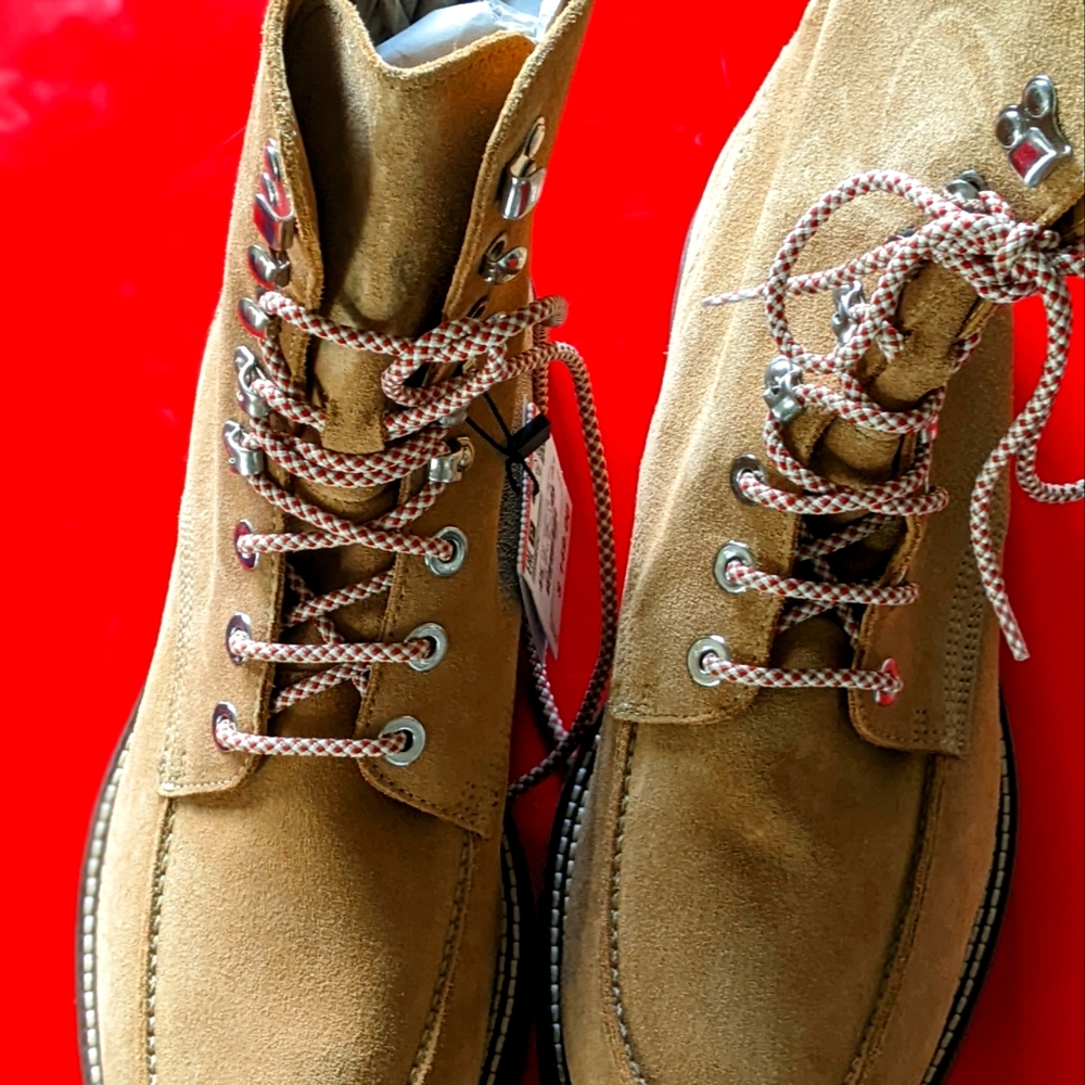 Boots shoes
